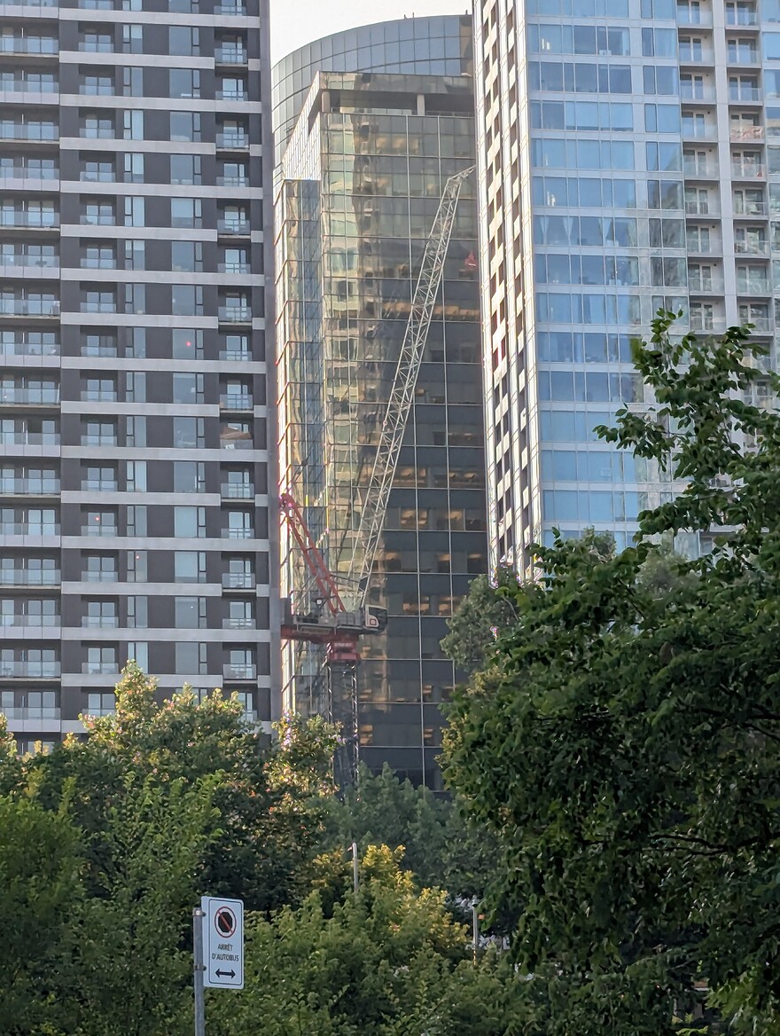 PXL_20250715_231102601