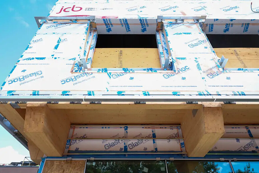 PHOTO FRANÇOIS ROY, LA PRESSE - L’édifice a été conçu comme un gigantesque jeu de blocs.