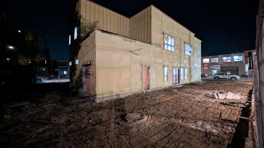 PXL_20251029_001257089