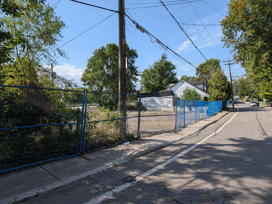 PXL_20250904_183315828.MP