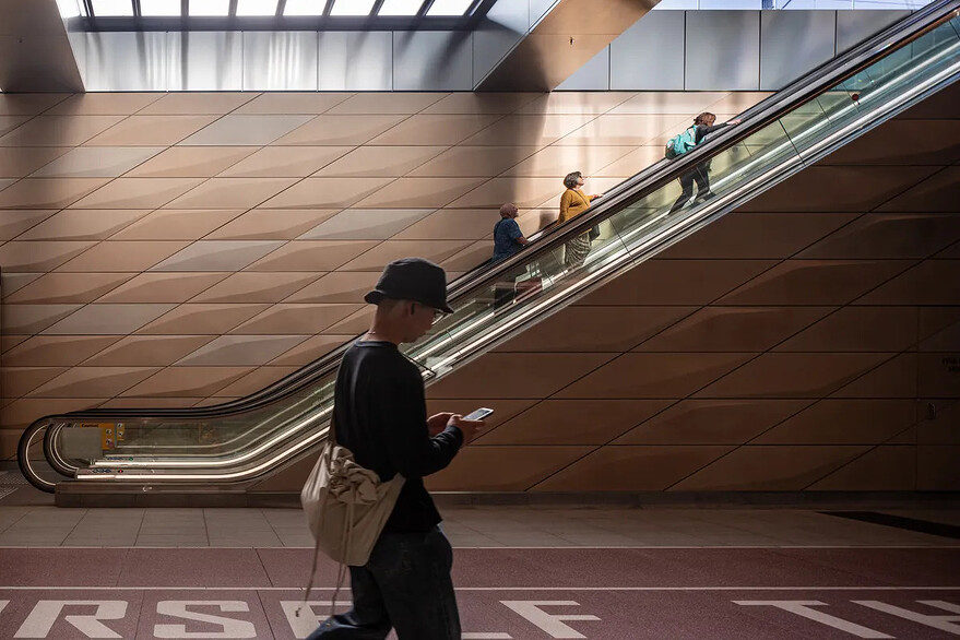 The renovation, led by architecture firm Woods Bagot, brings abundant light, novel materials and public art into Central Station.Photographer: Trevor Mein