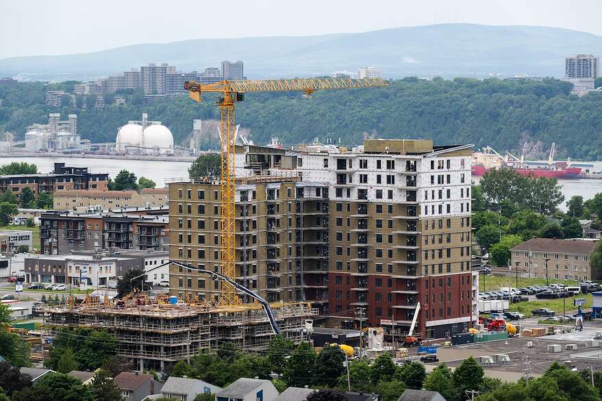 Les phases C et D de son projet «District GC», aux bords du boulevard Guillaume-Couture, ne sortiront pas de terre de sitôt.