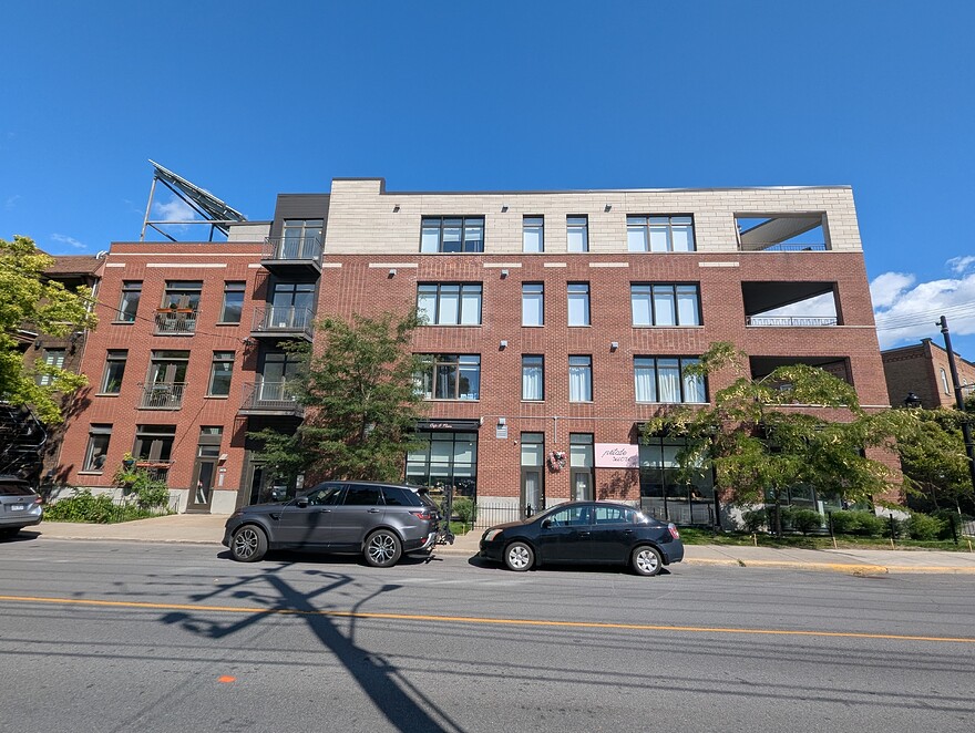 PXL_20250908_180635700