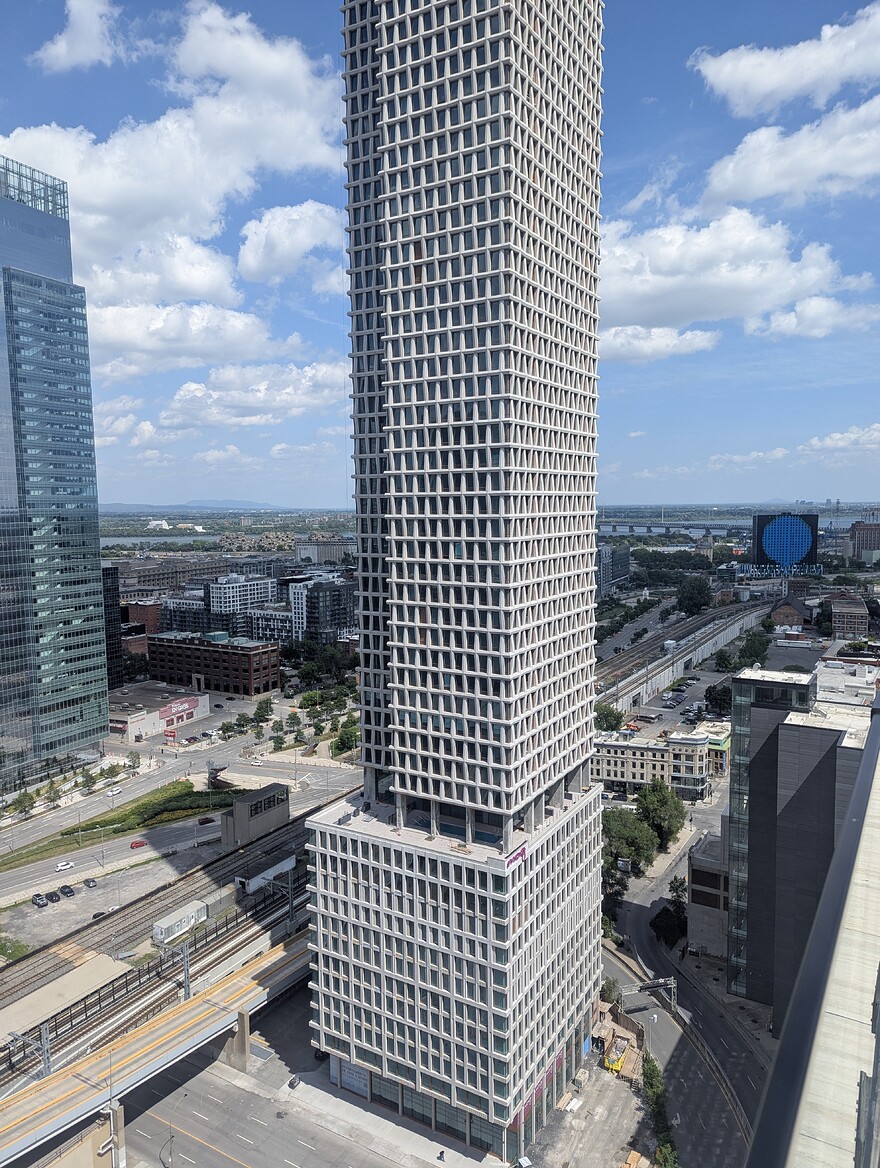 PXL_20250624_185430238