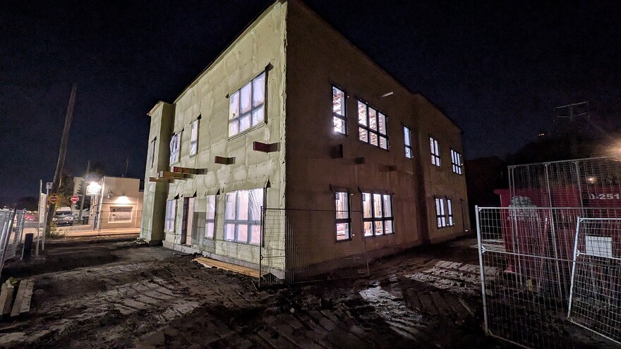 PXL_20251029_001402902