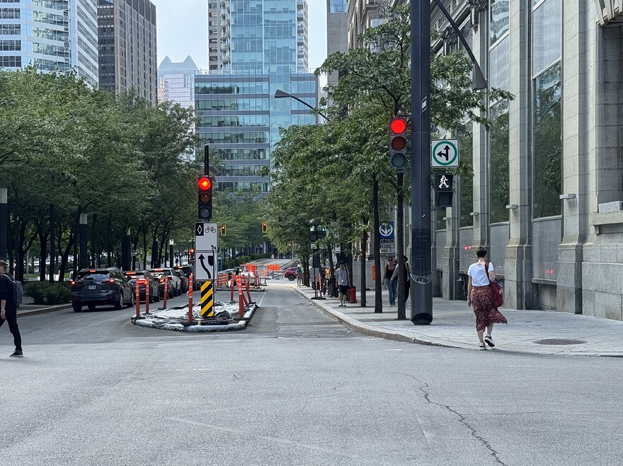 McGill / Saint-Jacques, vue vers le nord