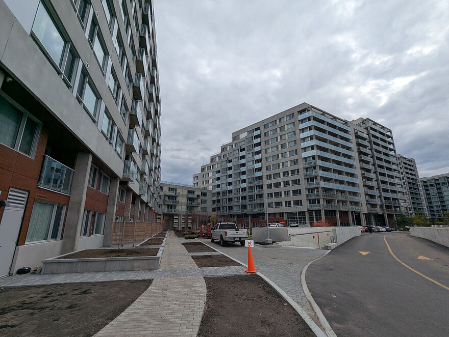 PXL_20251103_162513051