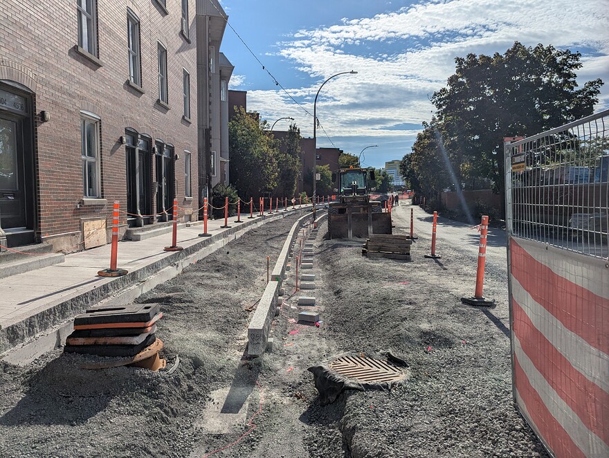 PXL_20250913_195435655