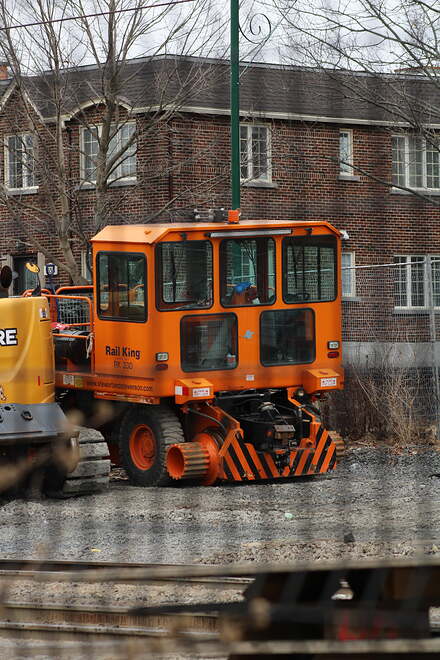 3FC7041F-9706-4283-BA62-6B5F95F89B0A