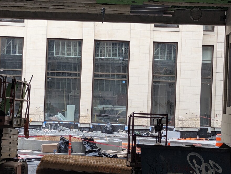 PXL_20250913_223504947