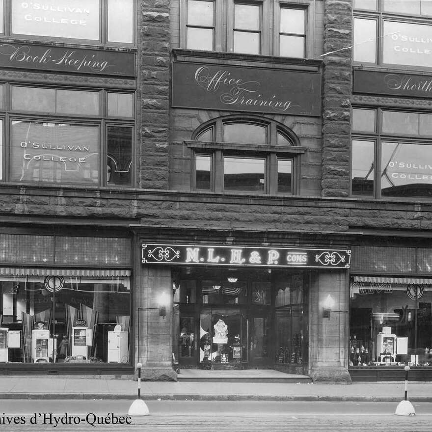 F09_cote-a-verifier_Magasin-MLHPC-coin-Ste-Catherine-De-la-Montagne_1932