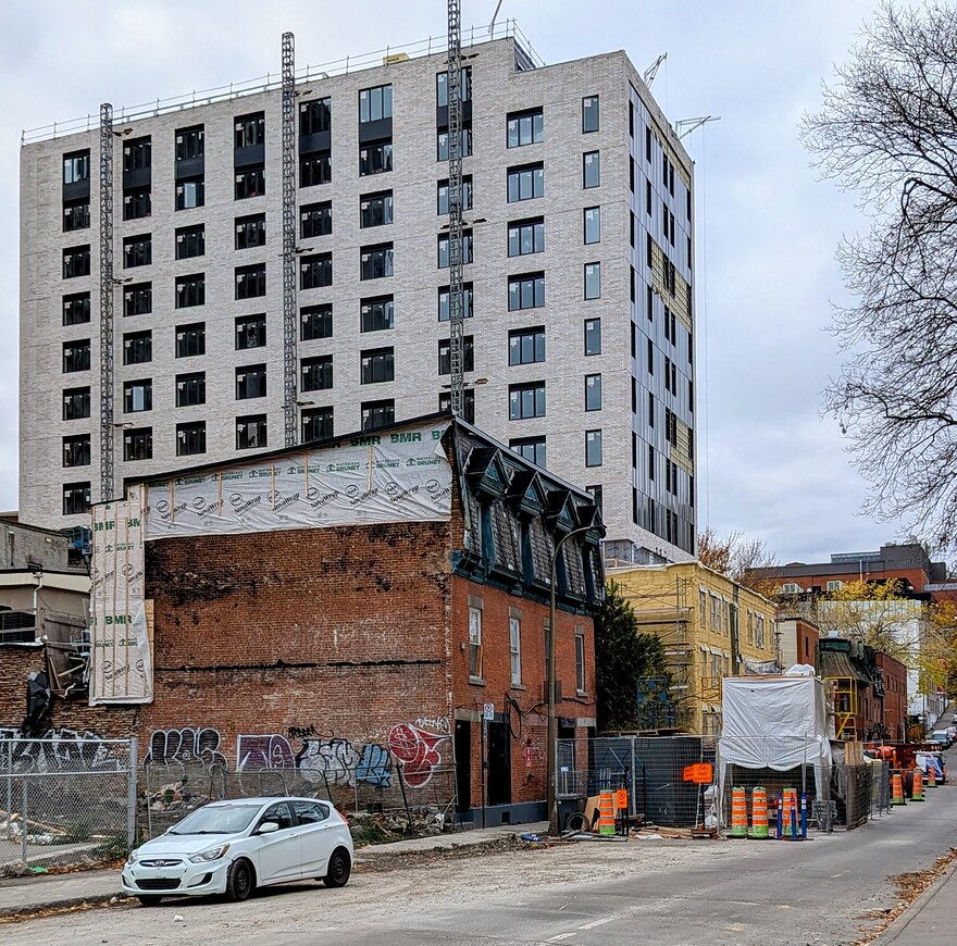 PXL_20251102_175836766-EDIT