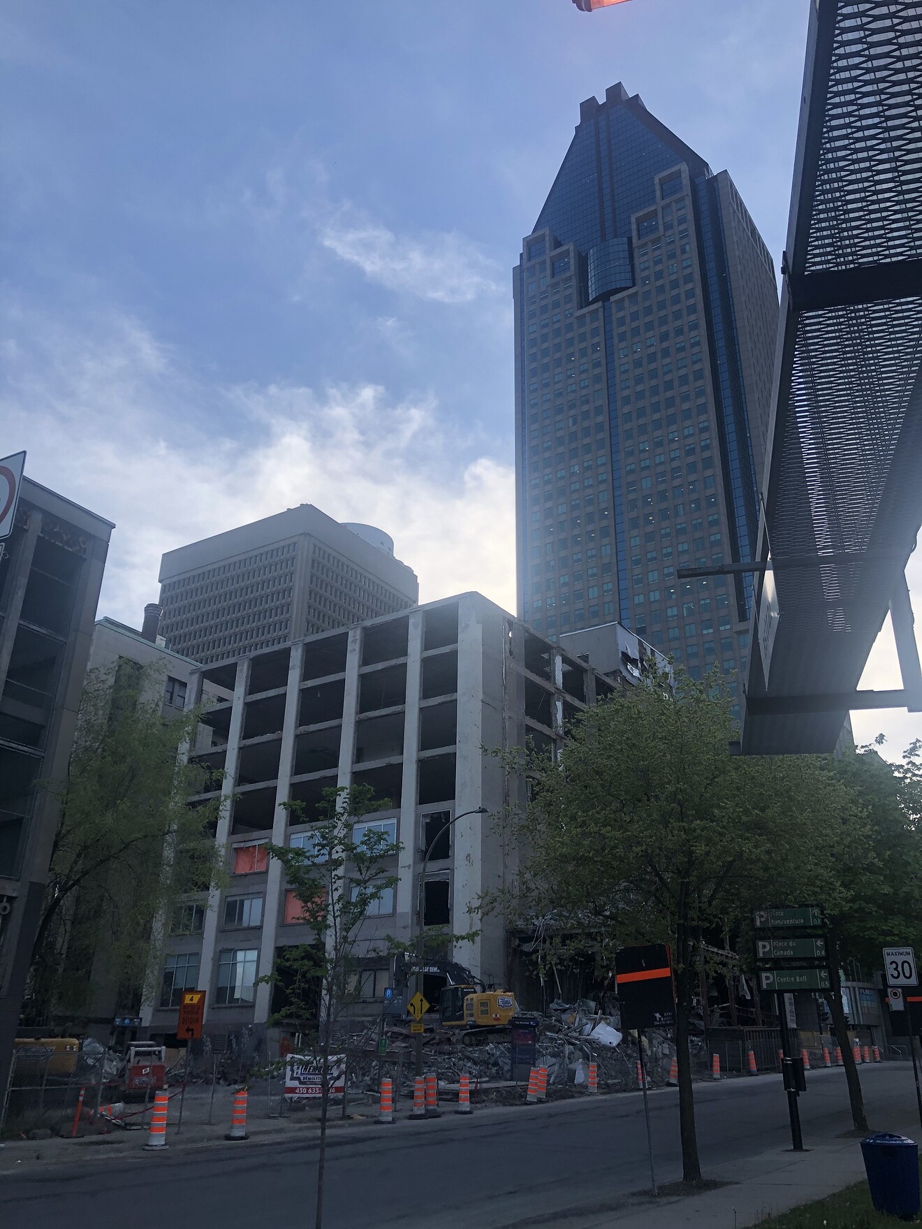 980 SaintAntoine Ouest 25 étages 19 par Dom723 Projets en