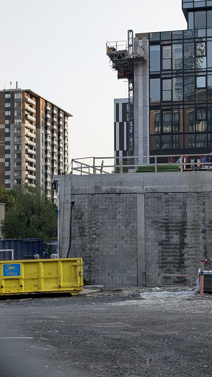 PXL_20250611_224630157