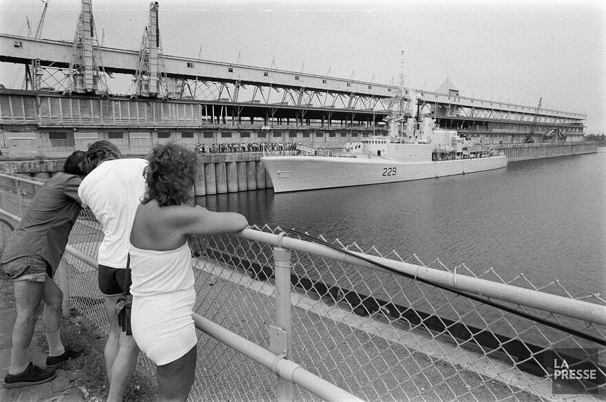 06M_P833S5D1983-0252_007