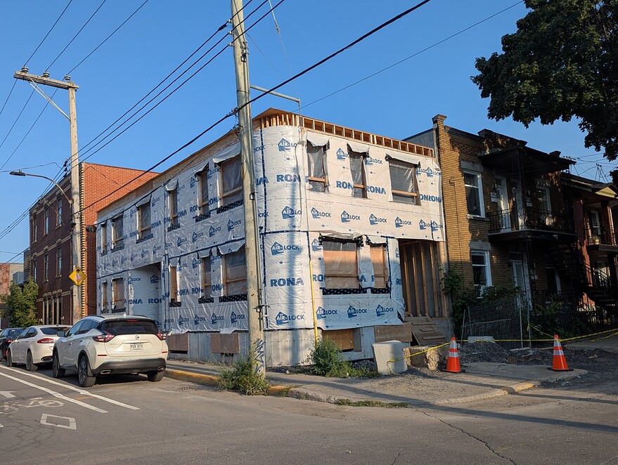 PXL_20250806_222222576 - Copy