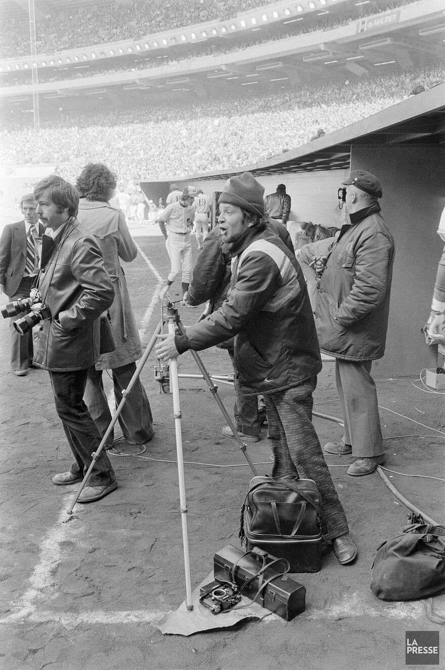 06M_P833S5D1977-0137_0007