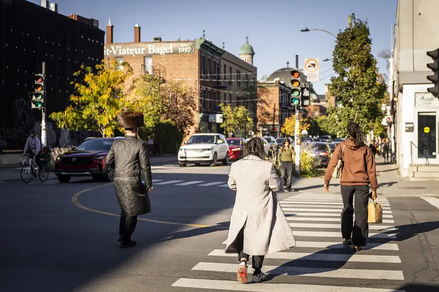PHOTO SARAH MONGEAU-BIRKETT, LA PRESSE — L’intersection de l’avenue du Parc et de la rue Saint-Viateur, dans le Mile End