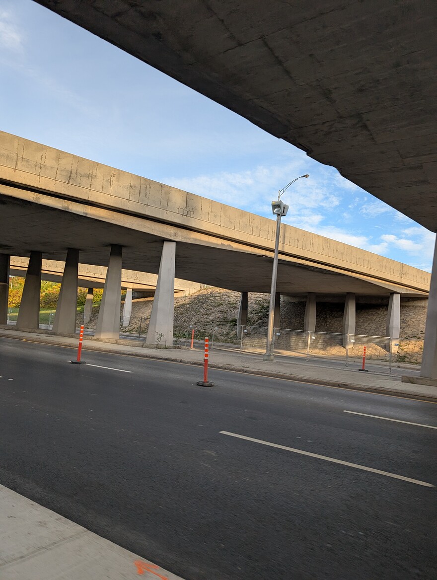 PXL_20250924_214919935.MP