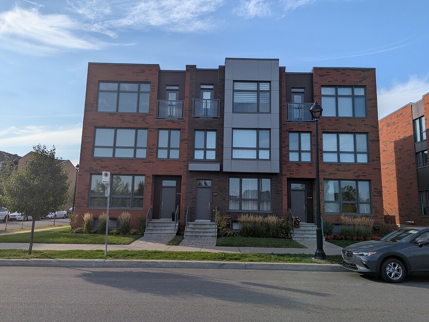 PXL_20250910_210653101