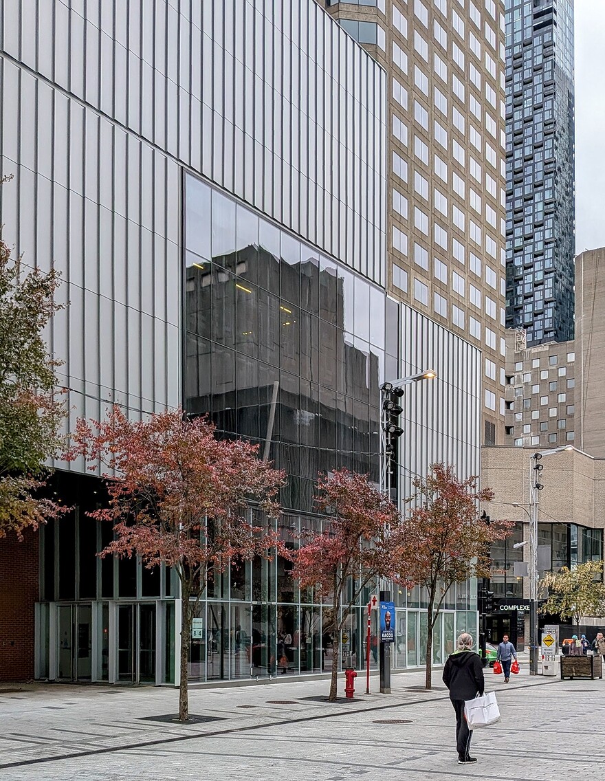 PXL_20251102_180342383.MP-EDIT