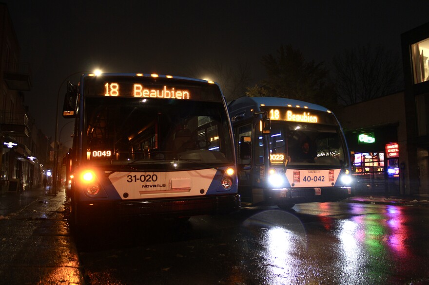 532CD79B-8AC8-4A1B-8BF5-51F349FEBED0_1_201_a