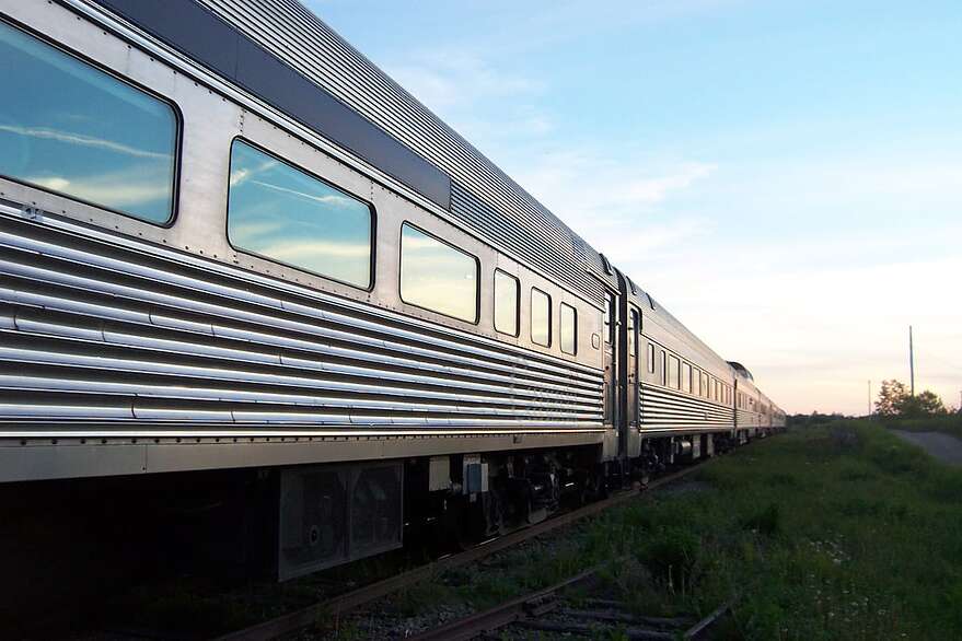 Il faut présentement plus de trois heures pour prendre le train entre Québec et Montréal, parfois près de quatre, quand il n'y a pas de retards...