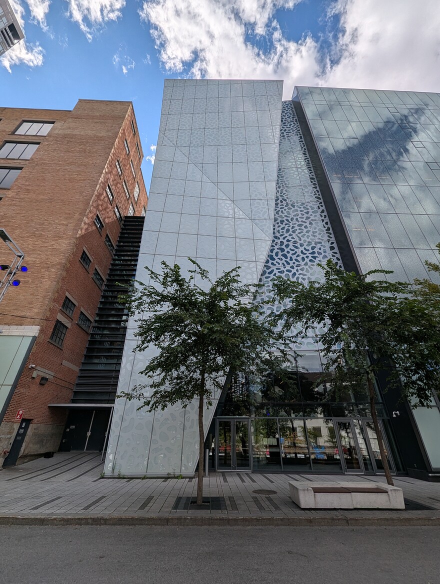 PXL_20250908_164724722