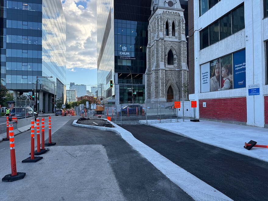 Viger / Saint-Denis, vue vers l'ouest