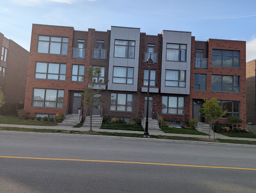 PXL_20250910_210849319