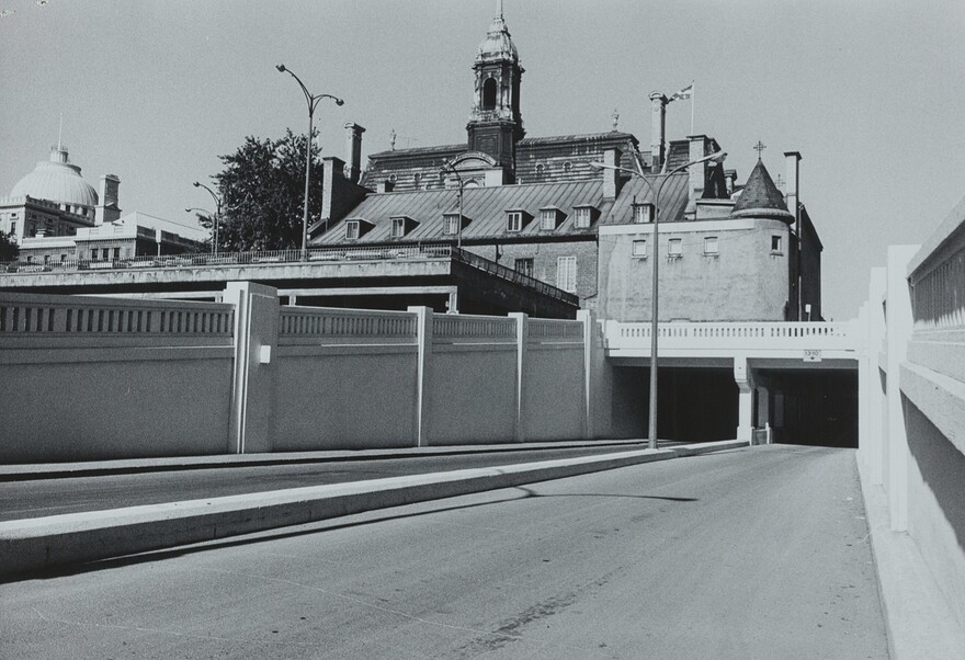 06M_P833S4D2158_0015_1