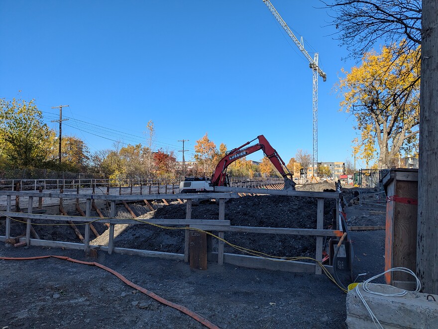 PXL_20251029_185715642