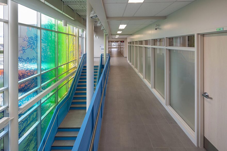 bergeron-thouin-associes-realisation-education-ecole-primaire-louis-laberge-01