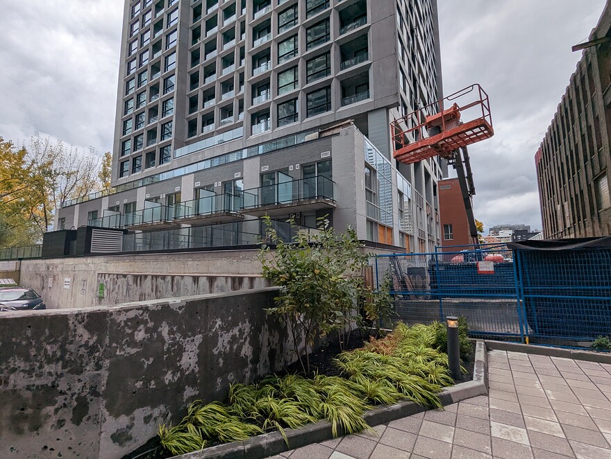 PXL_20251022_182953147