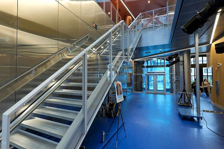 Le foyer de La Caserne.