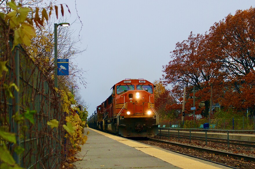 47E109EF-0C4A-44EF-9991-96F795C2B639_1_201_a