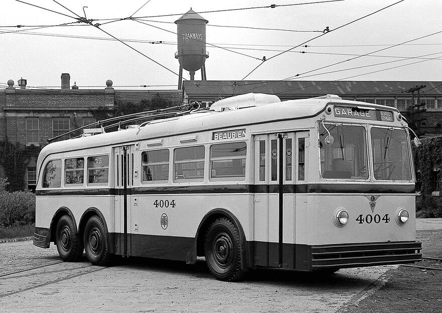 trolleybus