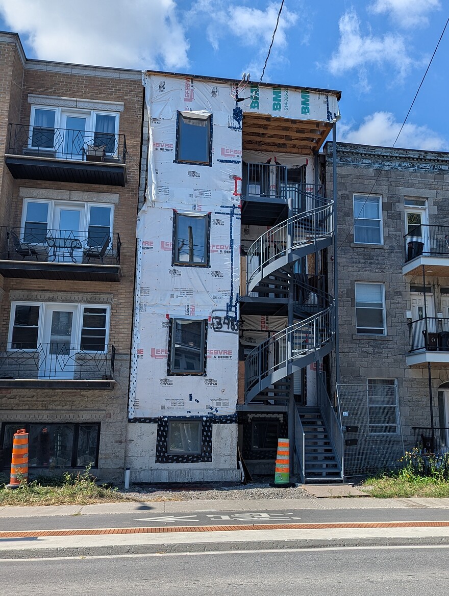 PXL_20250914_165137010 - Copy