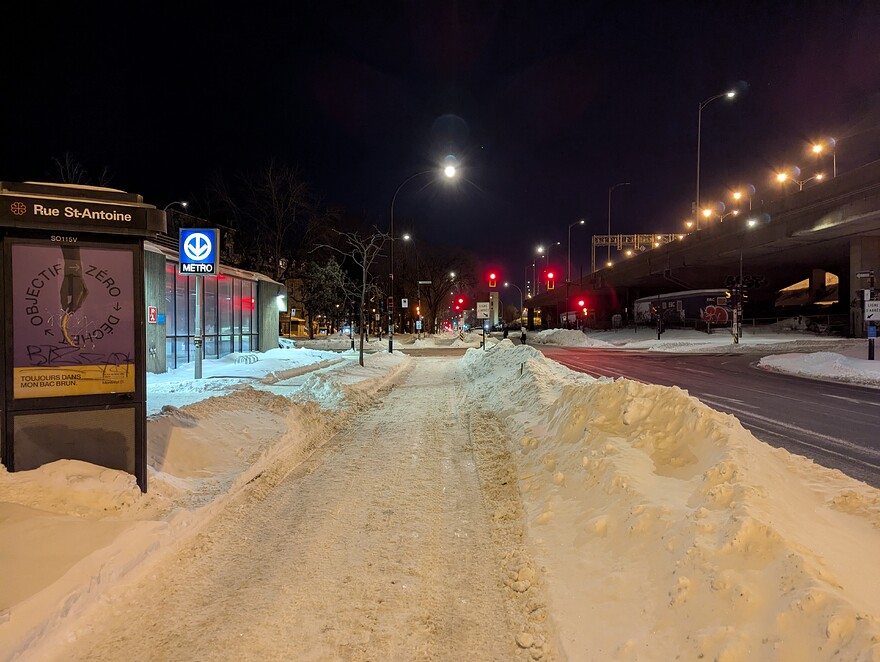PXL_20250220_043342296
