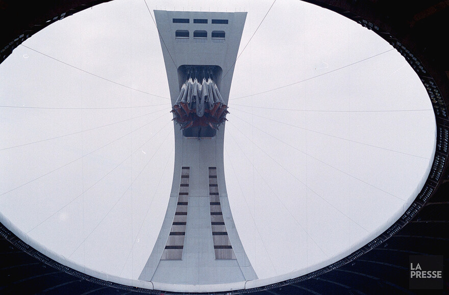 06M_P833S5D1989-0250_016