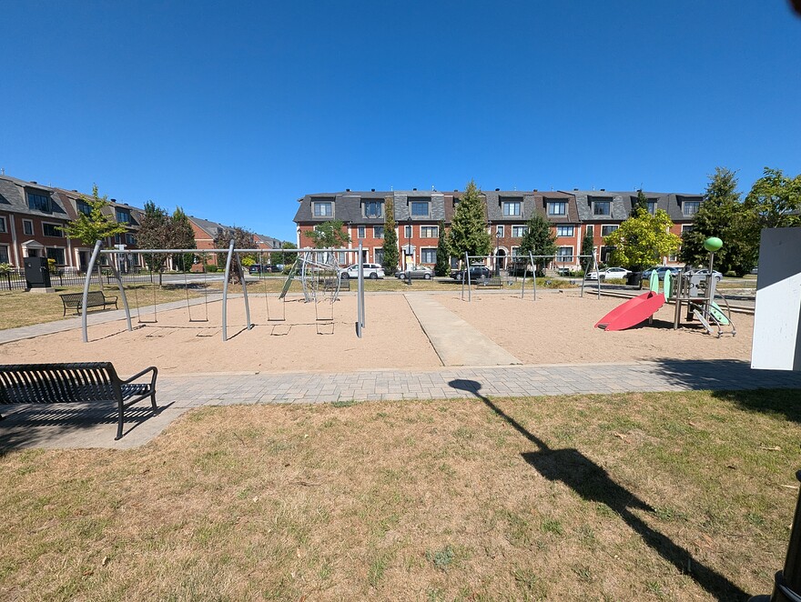 PXL_20250815_181046344