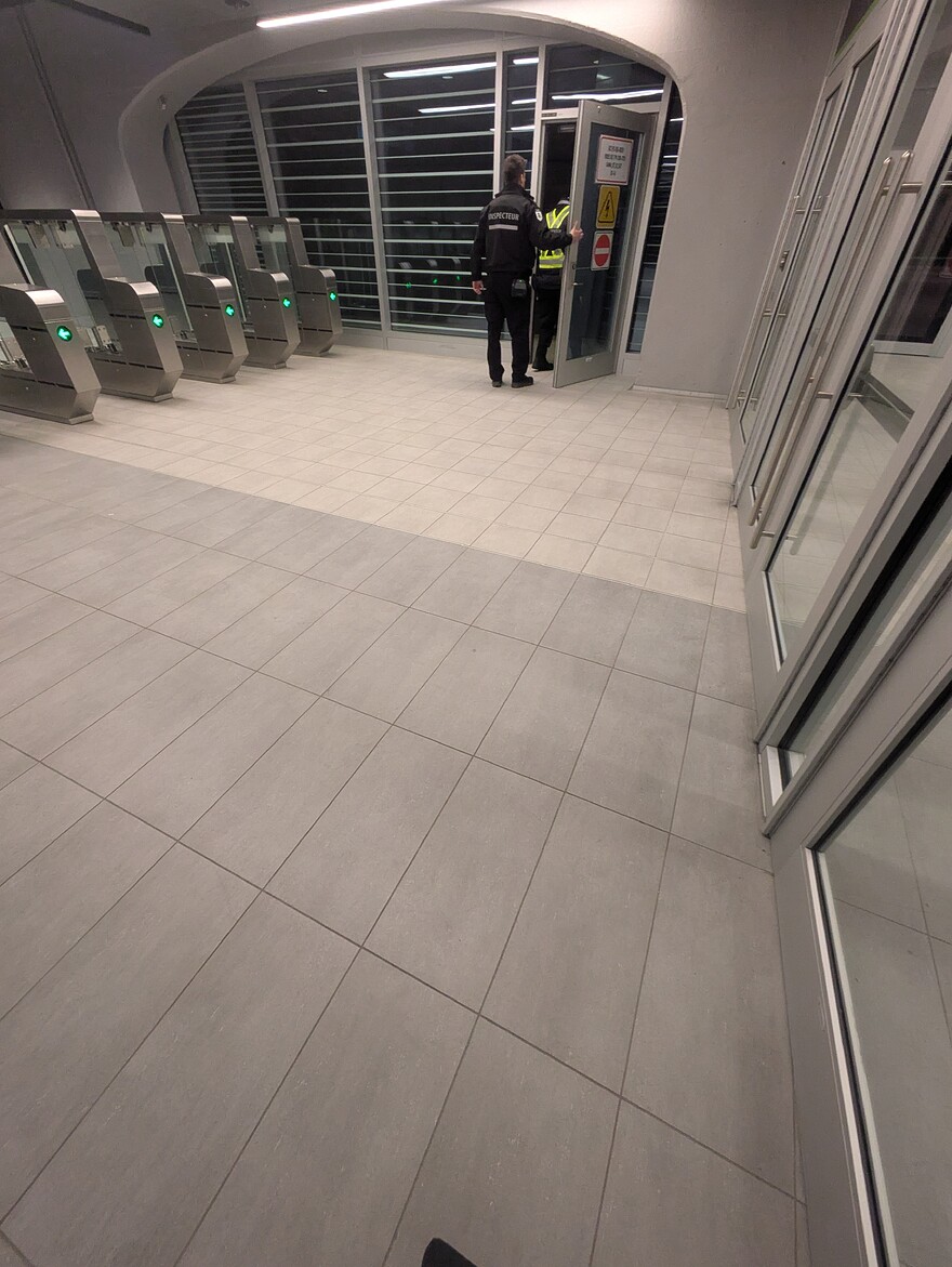 PXL_20250213_181217140