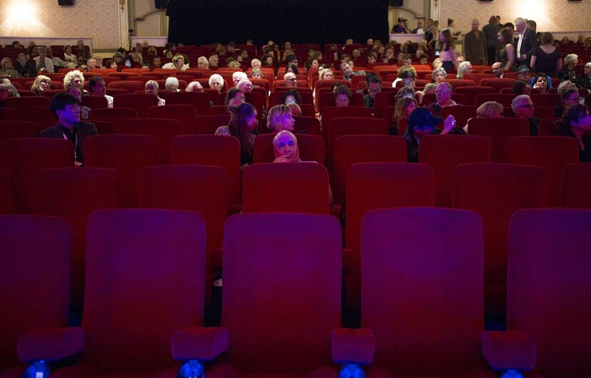Québecor finance l’Impérial depuis 2017. Cette année-là, la mythique salle de cinéma avait frôlé la fermeture sous le poids des dettes contractées par le fondateur du Festival des films du monde de Montréal, Serge Losique, qui dirige l’organisme sans but lucratif administrant l’endroit.
