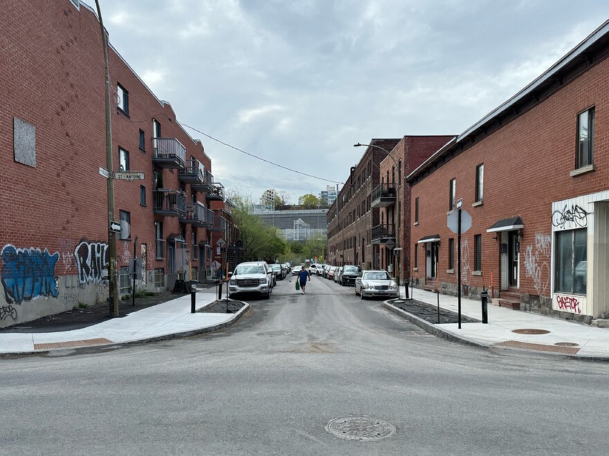Du Collège / Saint-Antoine, vue vers le nord