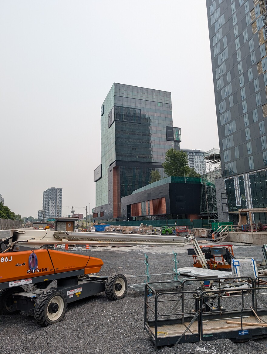 PXL_20250803_164722378