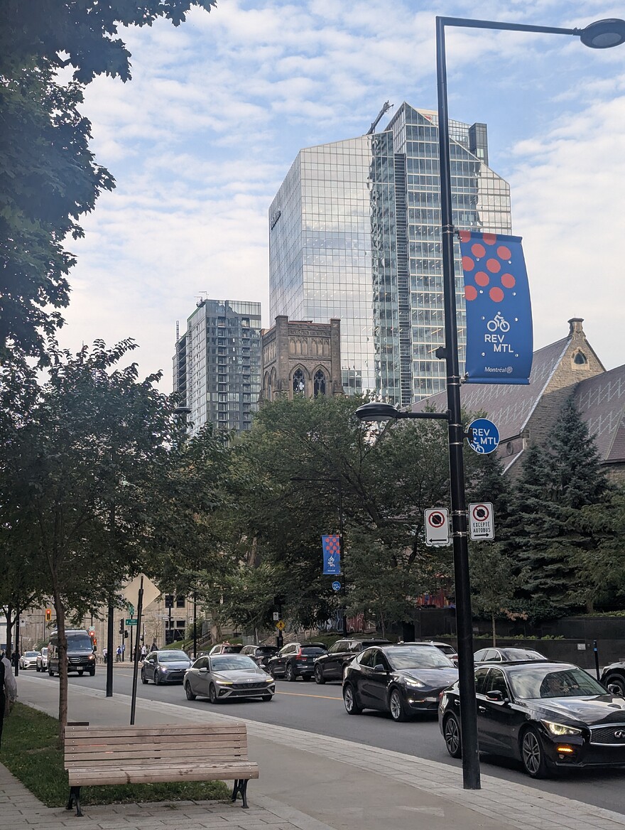 PXL_20250917_212753195