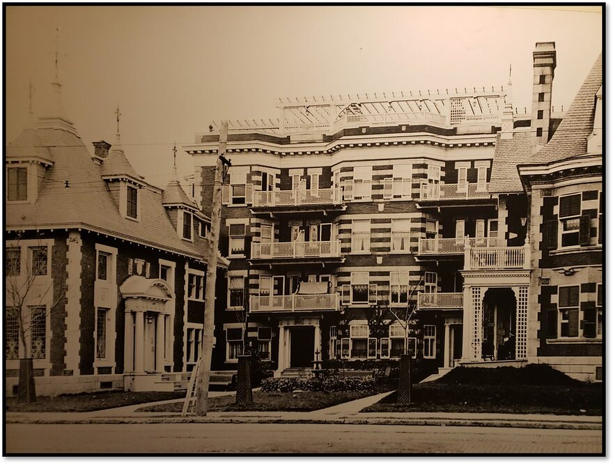 Chatelet-1912-2048x1550