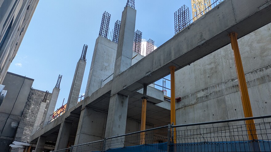 PXL_20250615_192923439.MP