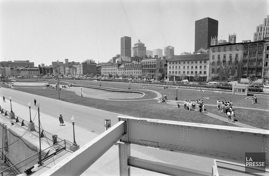 06M_P833S5D1987-0190_004