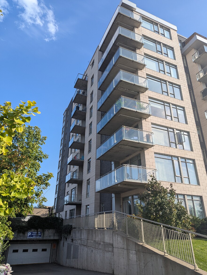 PXL_20250910_203527383